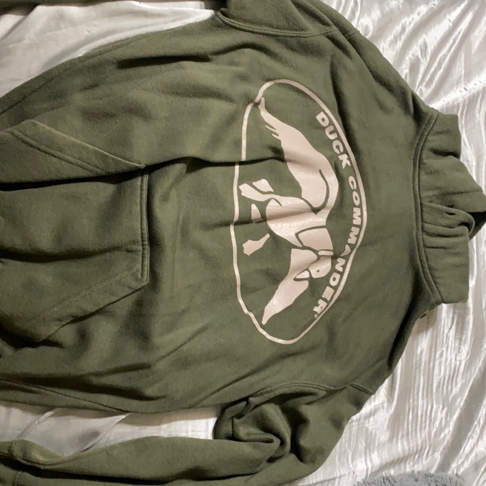 Men’s medium Duck Commander hoodie